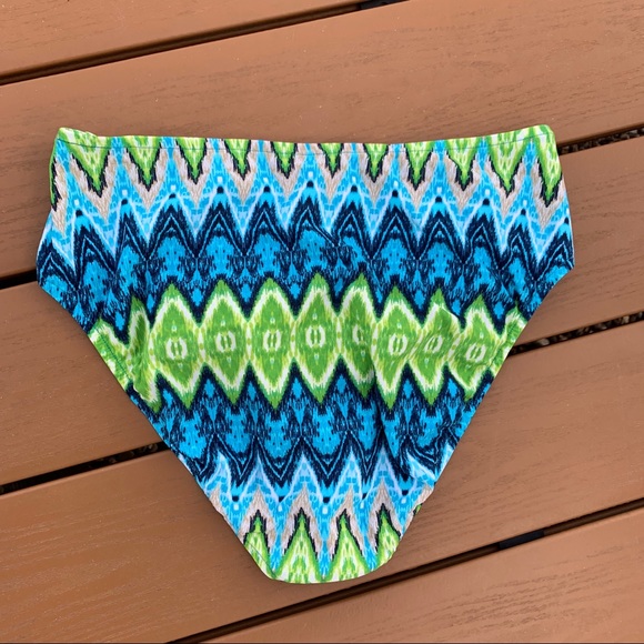 VENUS swimsuit set - Picture 3 of 6